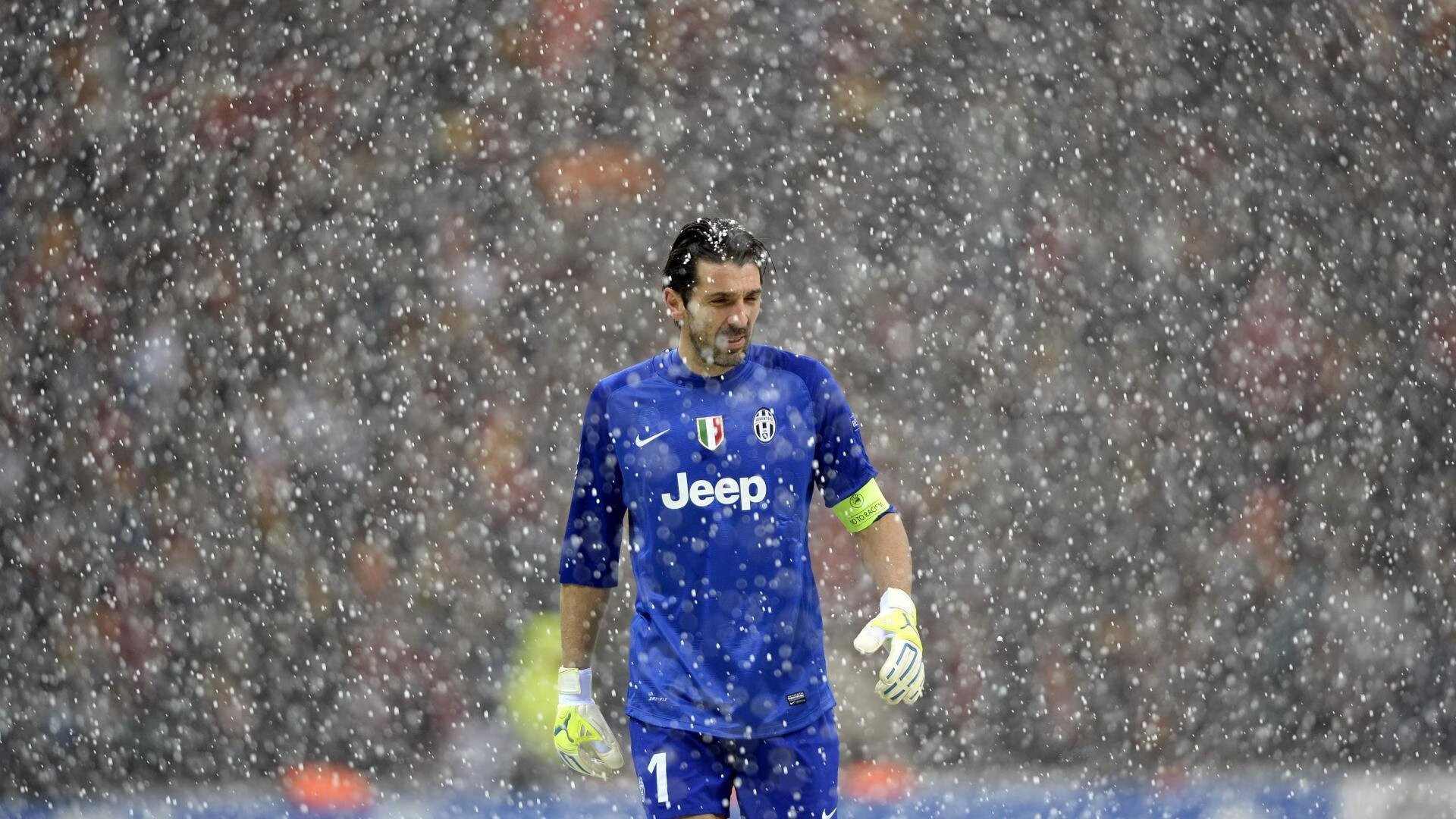 马修·图穆亚在比赛中稳定的表现，帮助袋鼠队锁定胜局，马修-莫伊